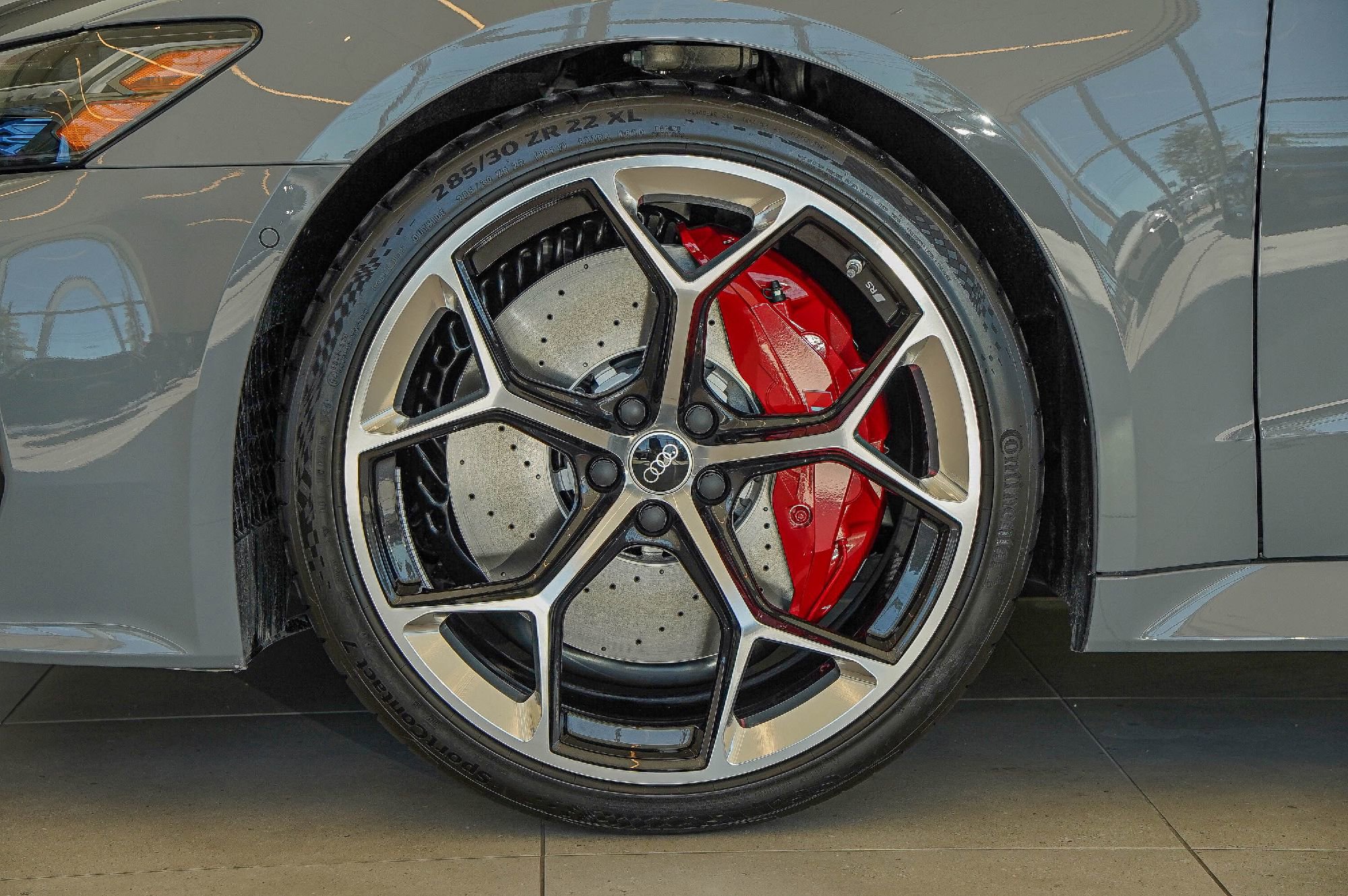 New 2026 Audi RS 7 Performance image 2