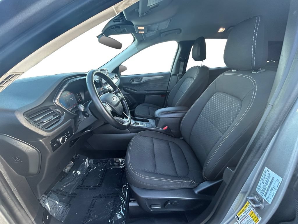 Used 2024 Ford Escape Active AWD/4WD image 10