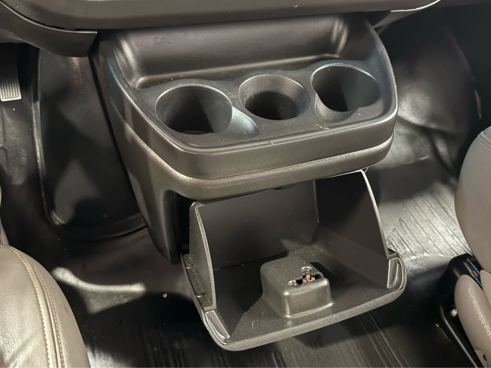 Used 2021 Chevrolet Express 2500 w/ Driver Convenience Package image 13