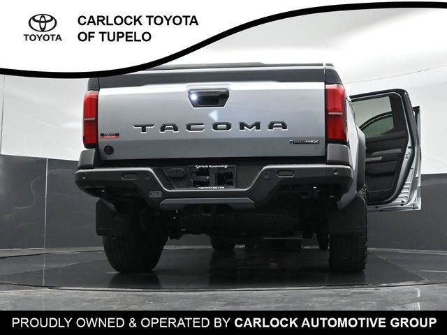 Used 2025 Toyota Tacoma Trailhunter image 56