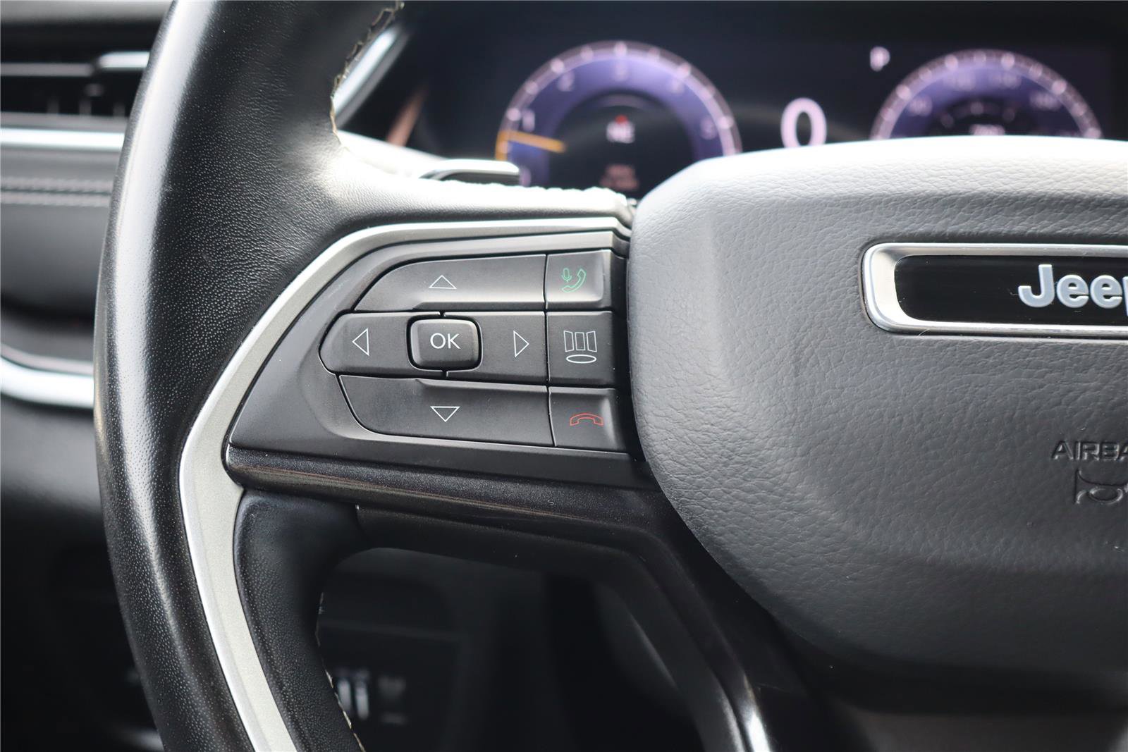Used 2021 Jeep Grand Cherokee L Laredo AWD/4WD image 16