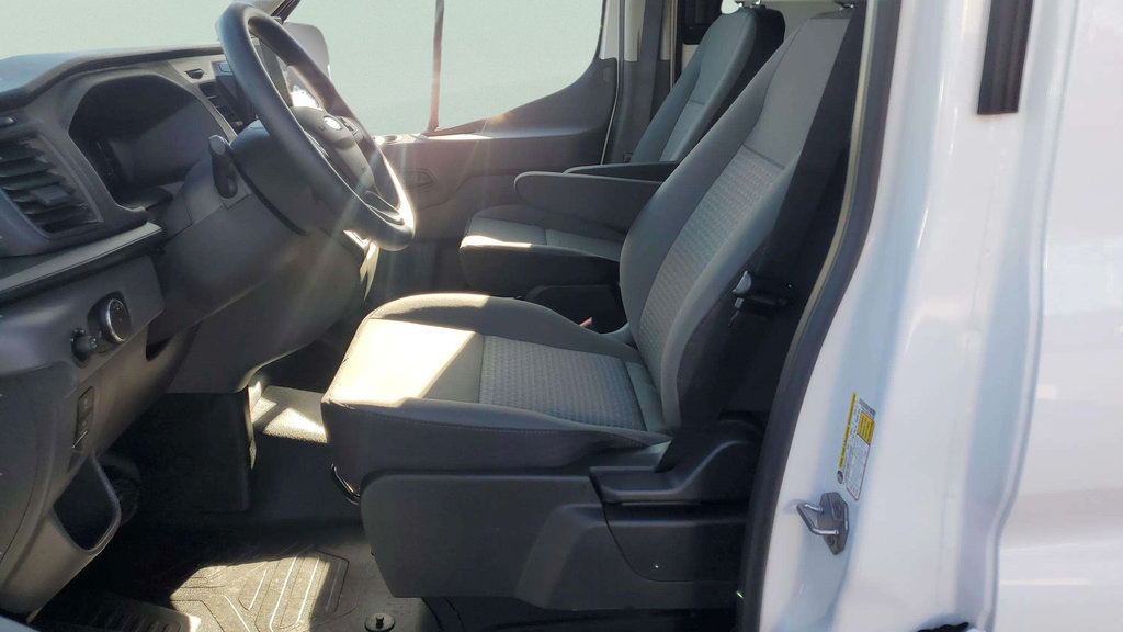 New 2026 Ford Transit 250 148 Medium Roof RWD image 27