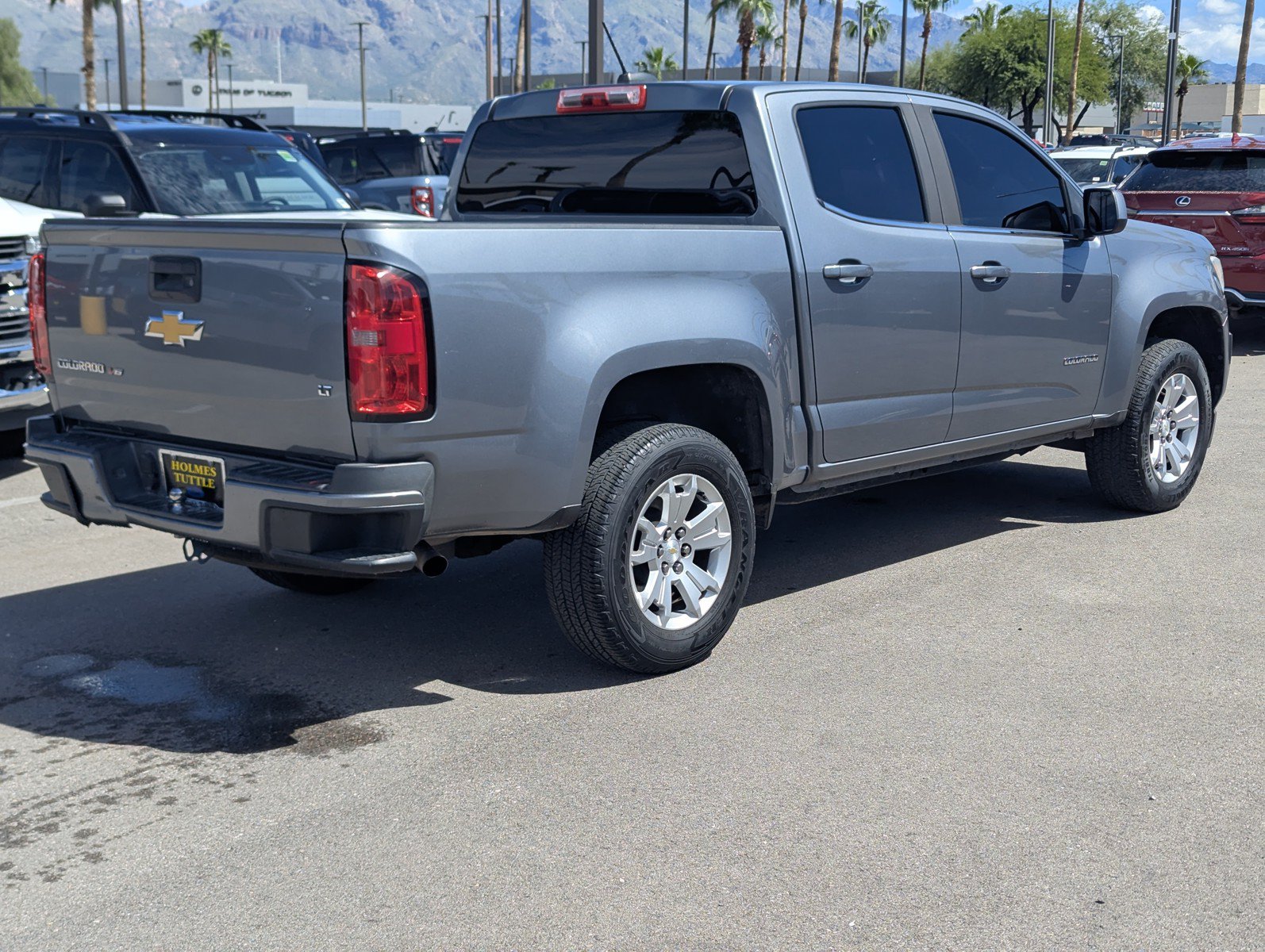Used 2018 Chevrolet Colorado LT RWD image 2