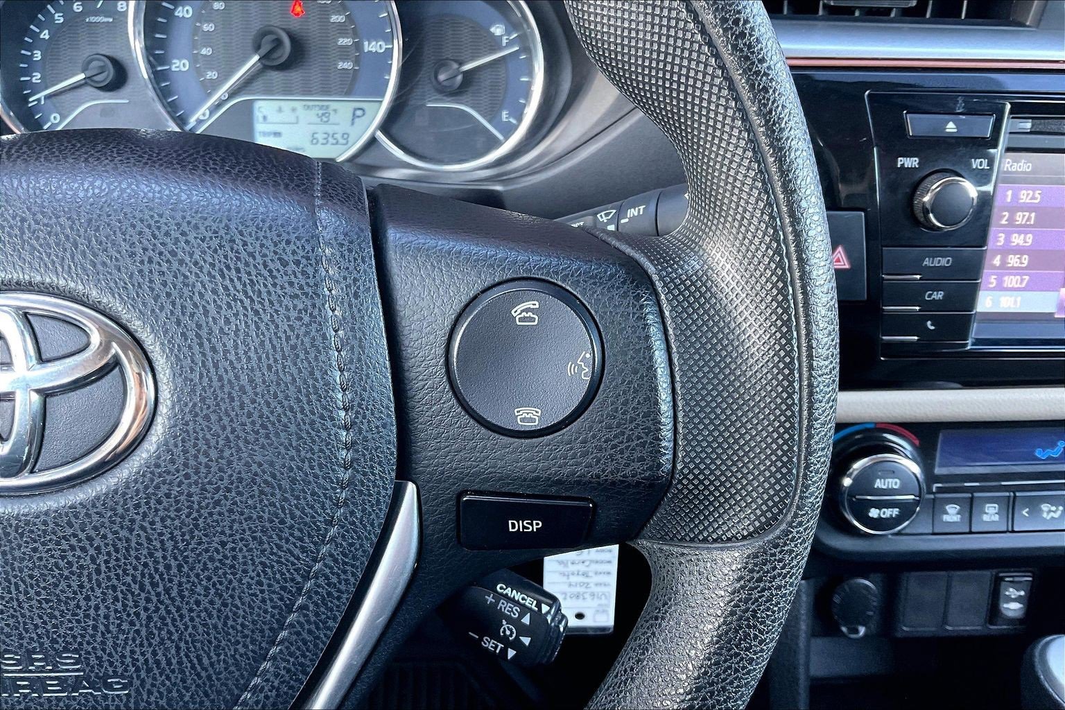 Used 2014 Toyota Corolla LE image 11