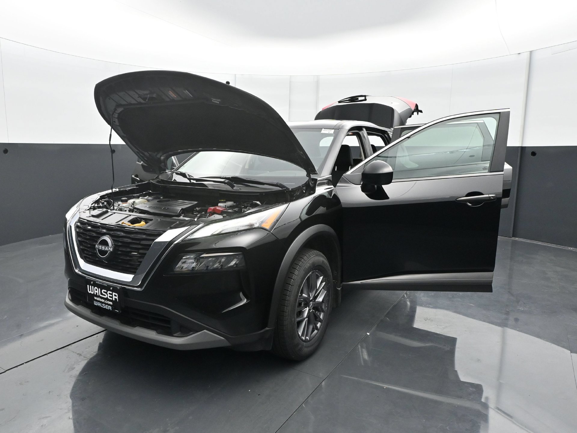 Used 2023 Nissan Rogue S AWD/4WD image 28