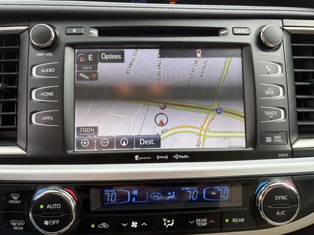 Used 2018 Toyota Highlander XLE FWD image 18