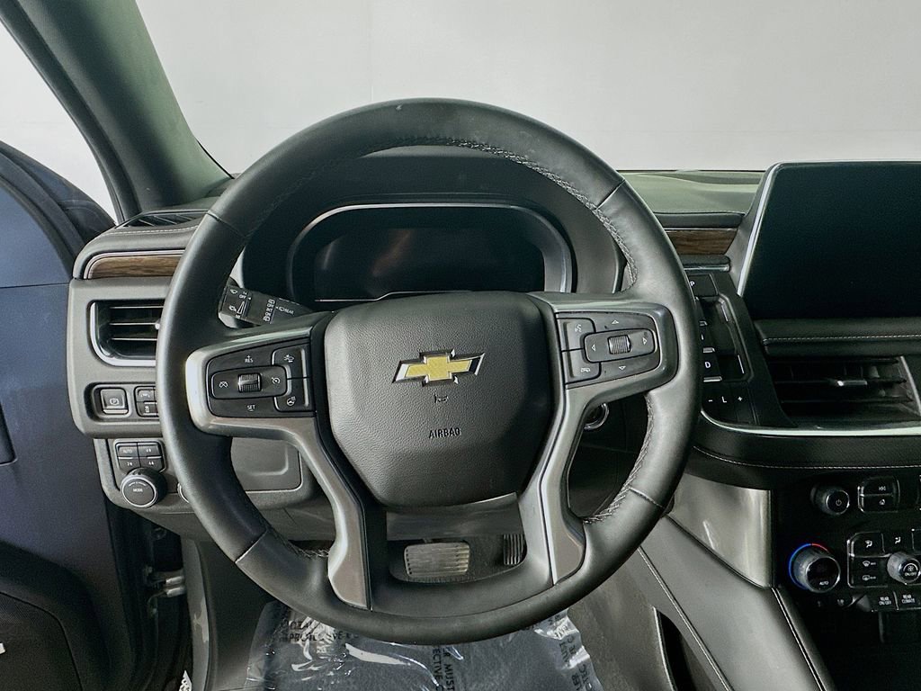 Used 2023 Chevrolet Tahoe Premier AWD/4WD image 17