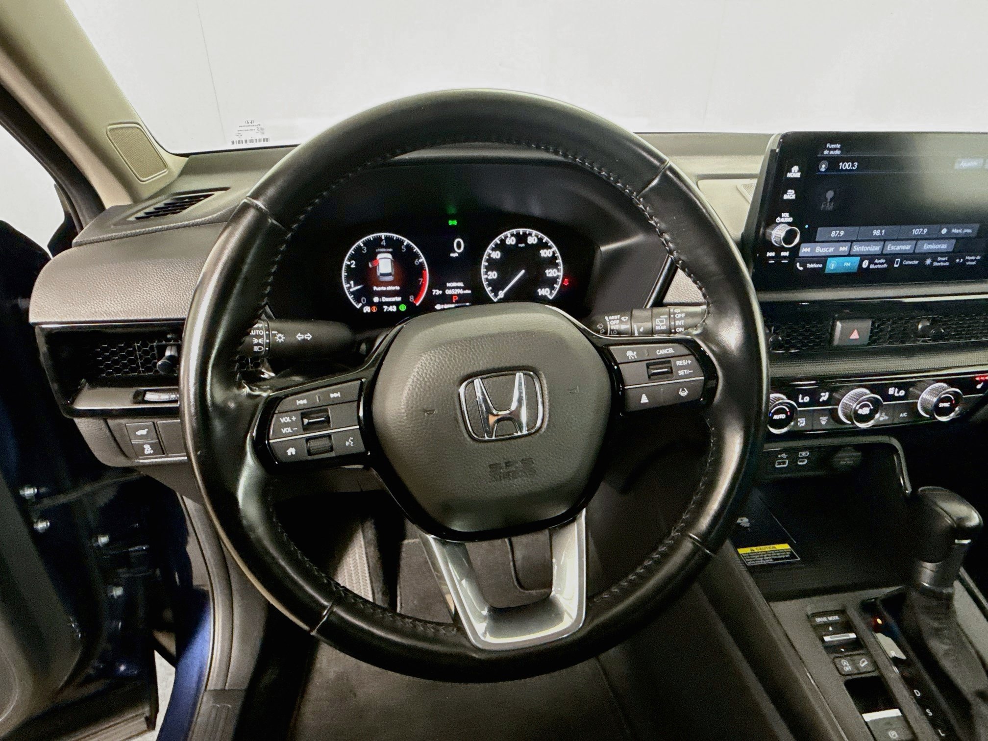 Used 2025 Honda CR-V EX-L image 12