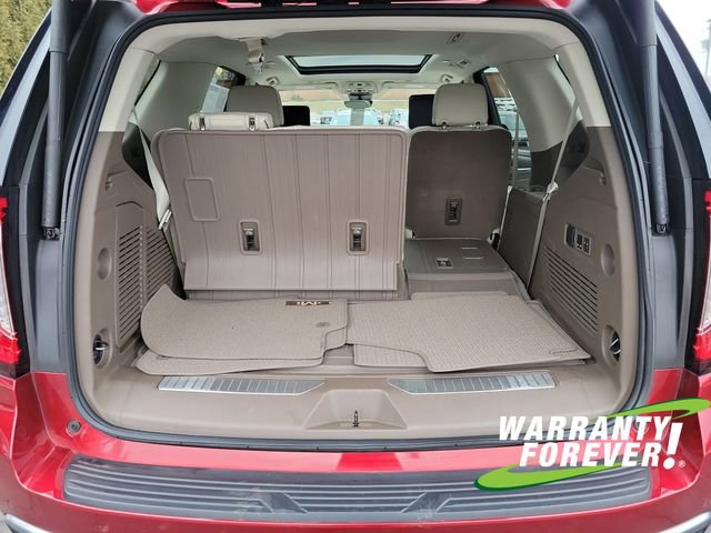 Used 2024 GMC Yukon Denali w/ Denali Reserve Package image 18
