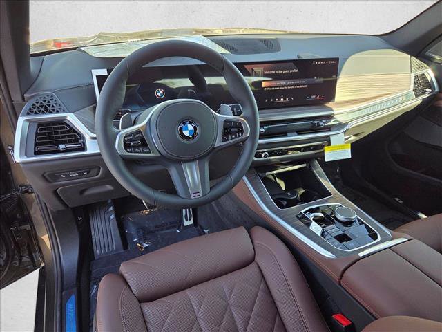 New 2026 BMW X5 xDrive40i w/ M Sport Package AWD/4WD image 3
