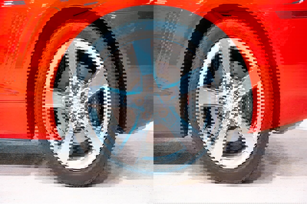 Used 2011 Chevrolet Camaro SS image 9