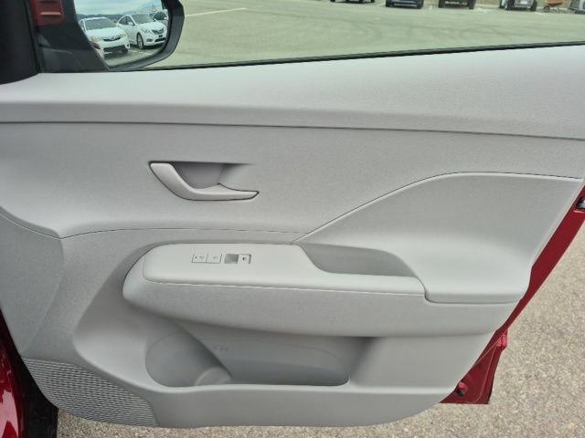 New 2026 Hyundai Kona SE image 16