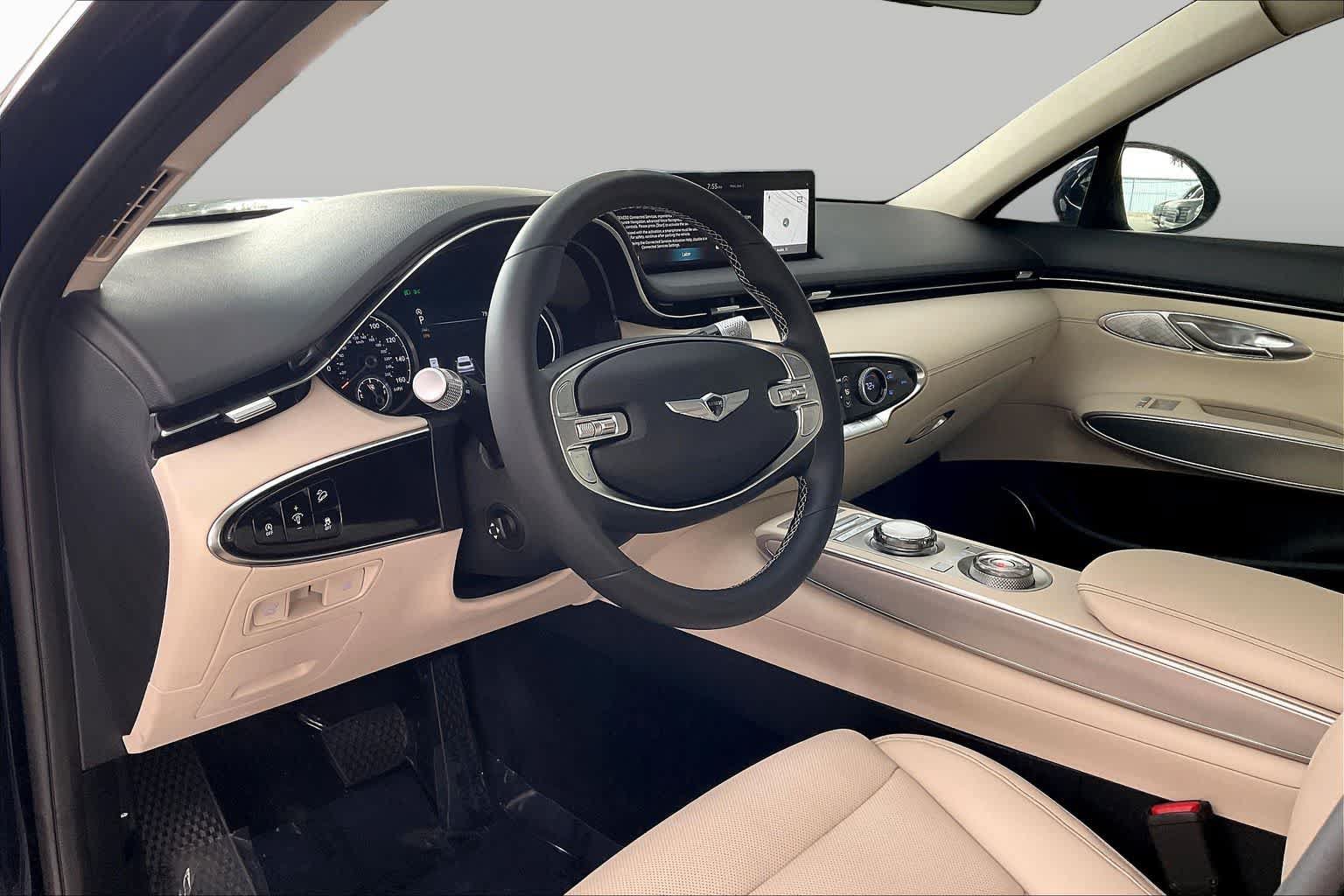 Used 2023 Genesis GV70 2.5T w/ Select Package AWD/4WD image 18