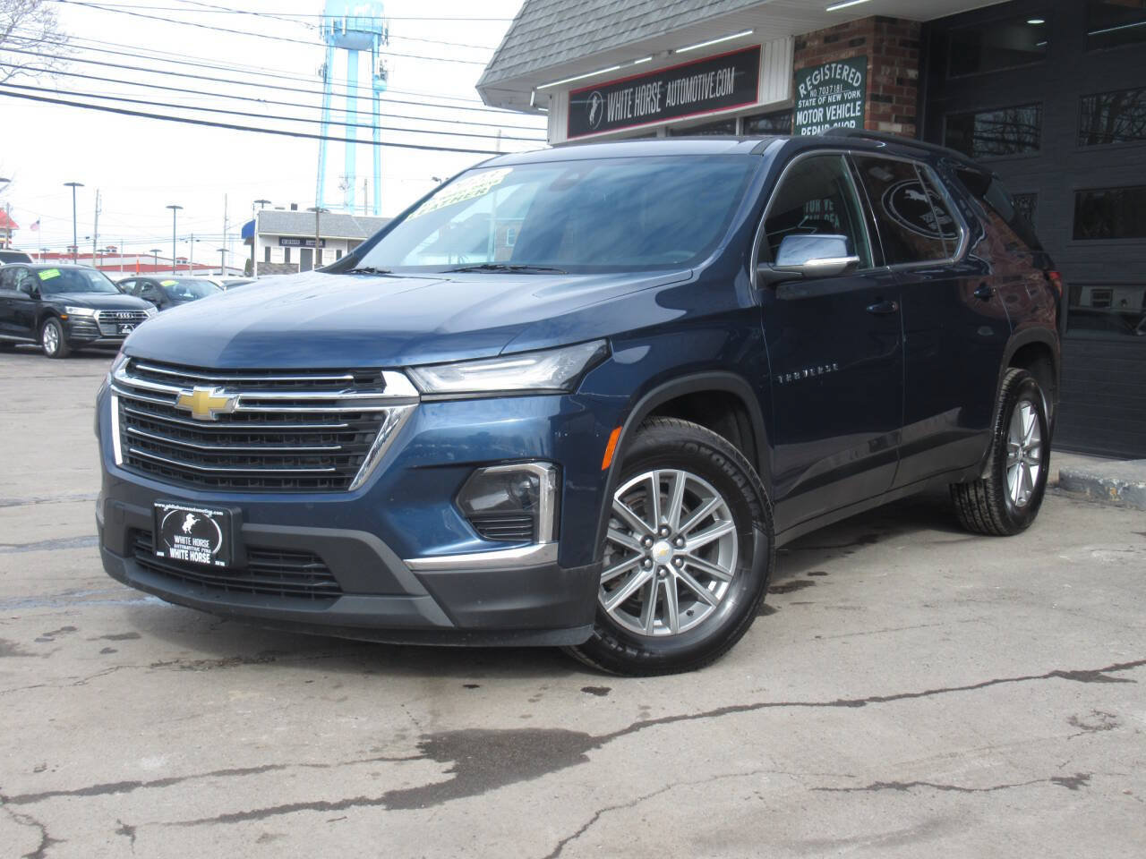 Used 2023 Chevrolet Traverse LT w/ LPO, Floor Liner Package AWD/4WD image 32