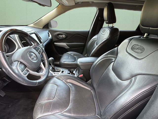 Used 2018 Jeep Cherokee Overland w/ Technology Group image 14