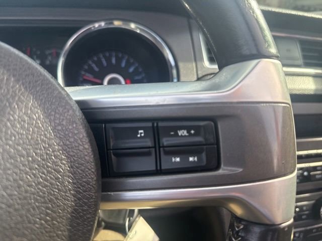 Used 2014 Ford Mustang Convertible RWD image 20