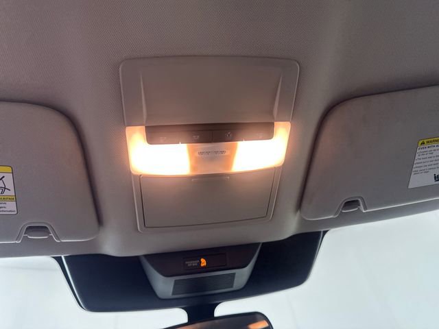 Used 2022 Nissan Pathfinder S image 25