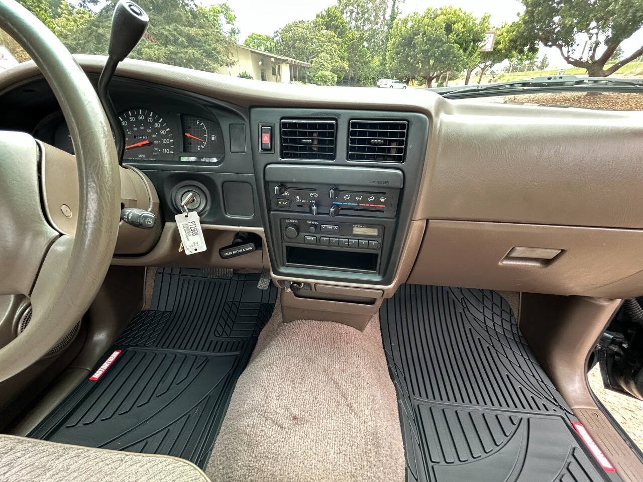 Used 1997 Toyota Tacoma 2WD Regular Cab w/ Value Edition Plus Pkg image 27