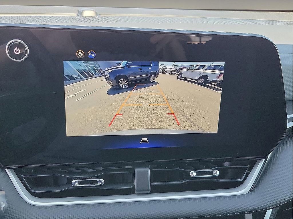 Used 2025 Chevrolet Equinox LT AWD/4WD image 16