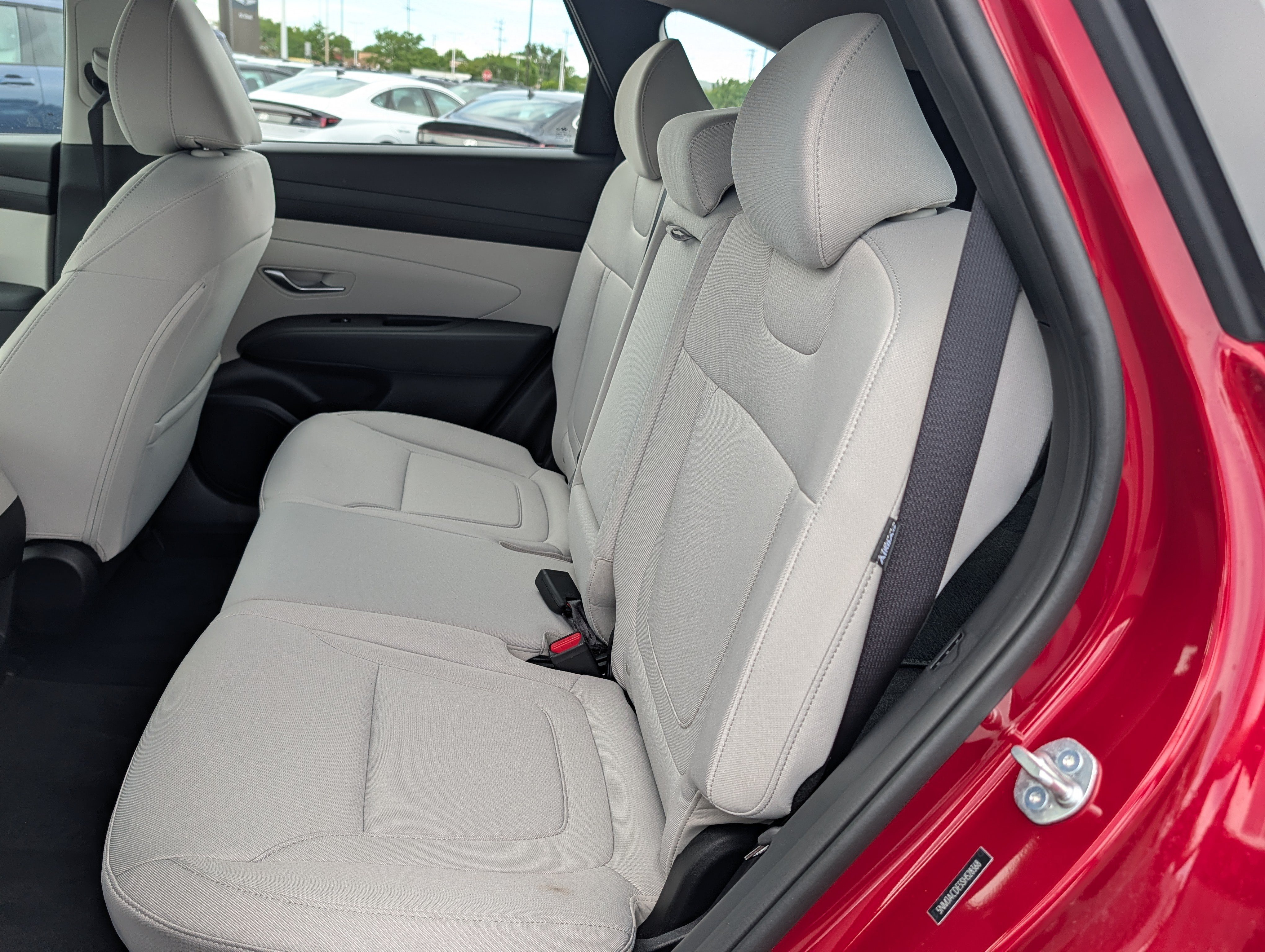 Used 2025 Hyundai Tucson SE AWD/4WD image 12