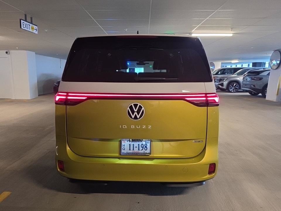 Used 2025 Volkswagen ID. Buzz Pro S Plus AWD/4WD image 14