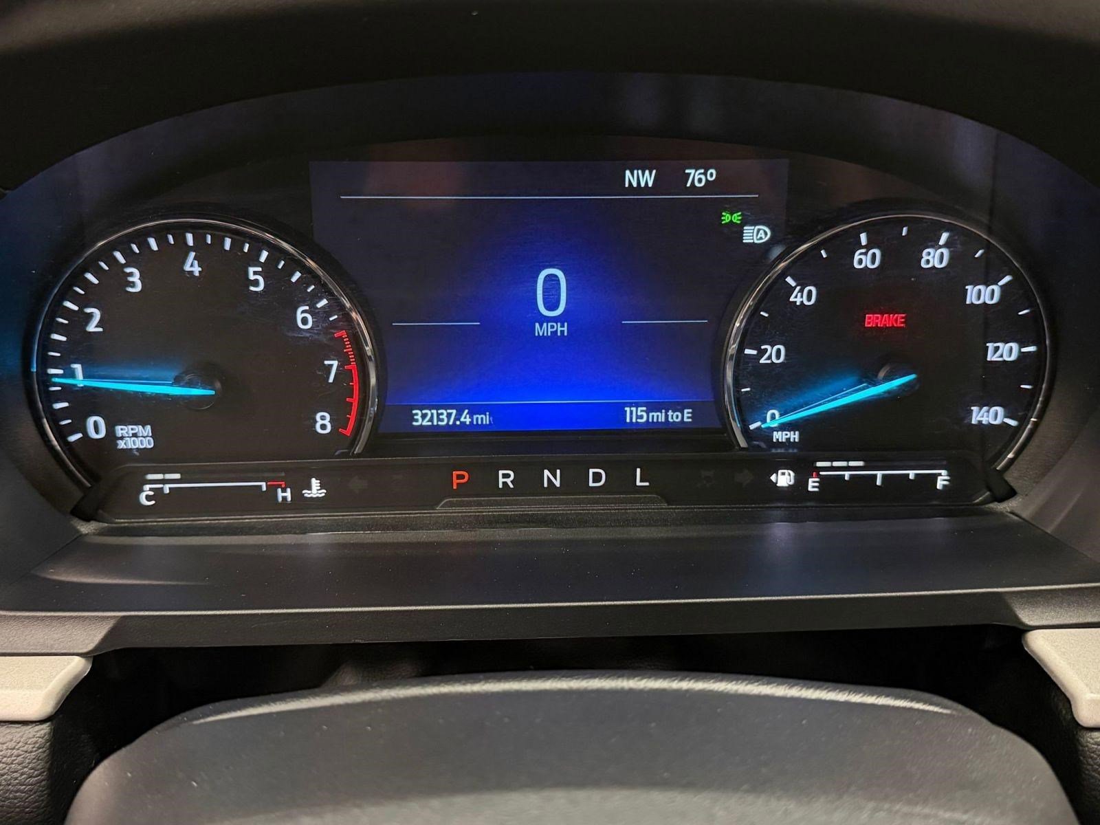 Used 2023 Ford Explorer XLT image 17