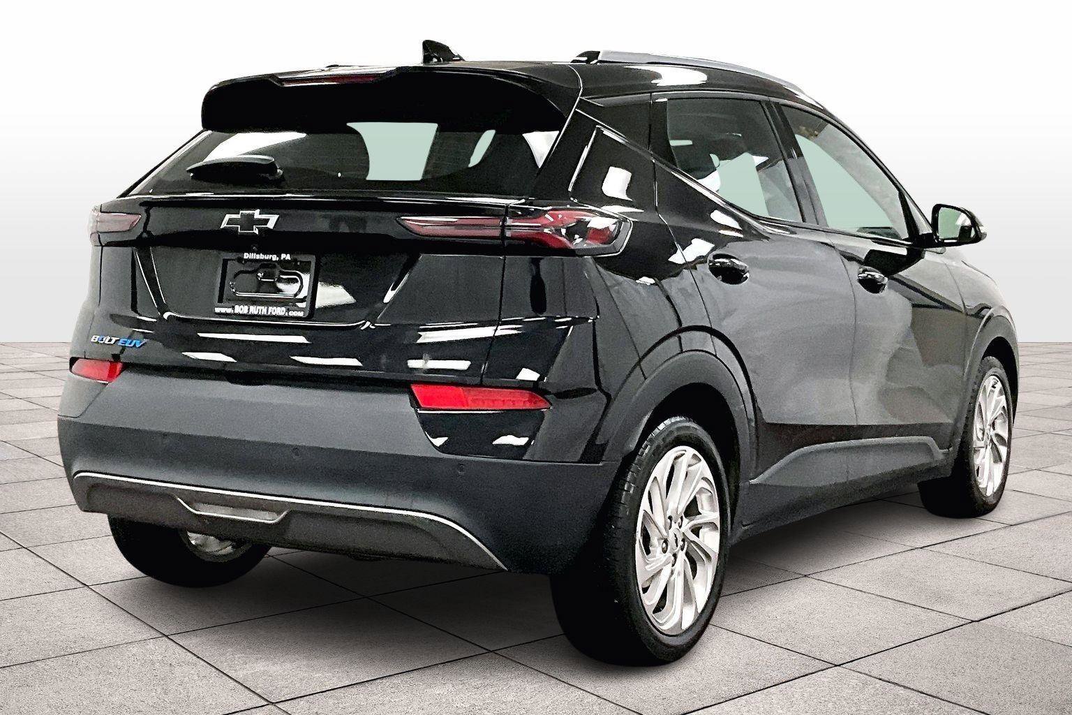 Used 2023 Chevrolet Bolt EUV LT w/ Driver Confidence Package image 11