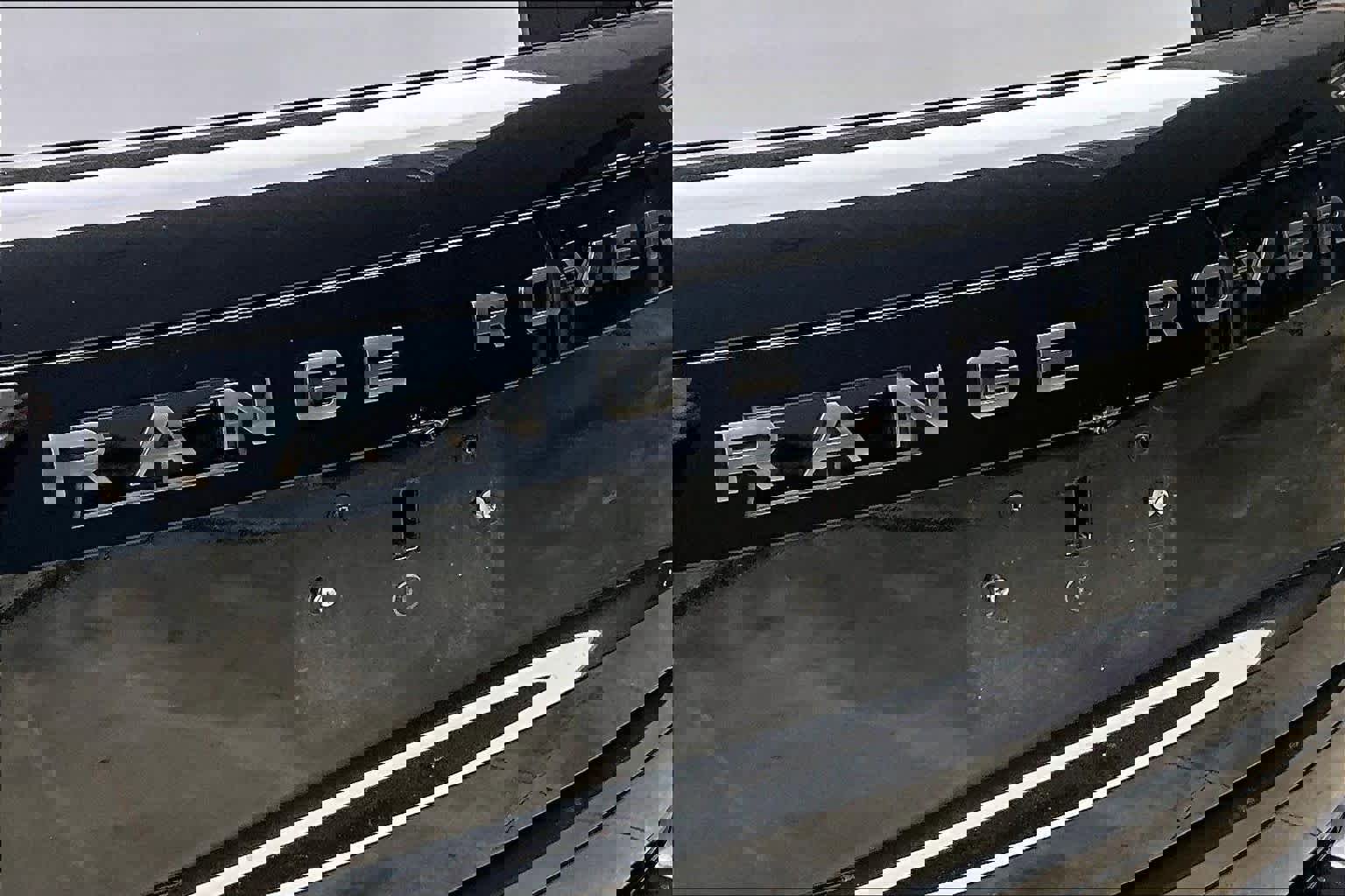 Used 2023 Land Rover Range Rover SE image 29