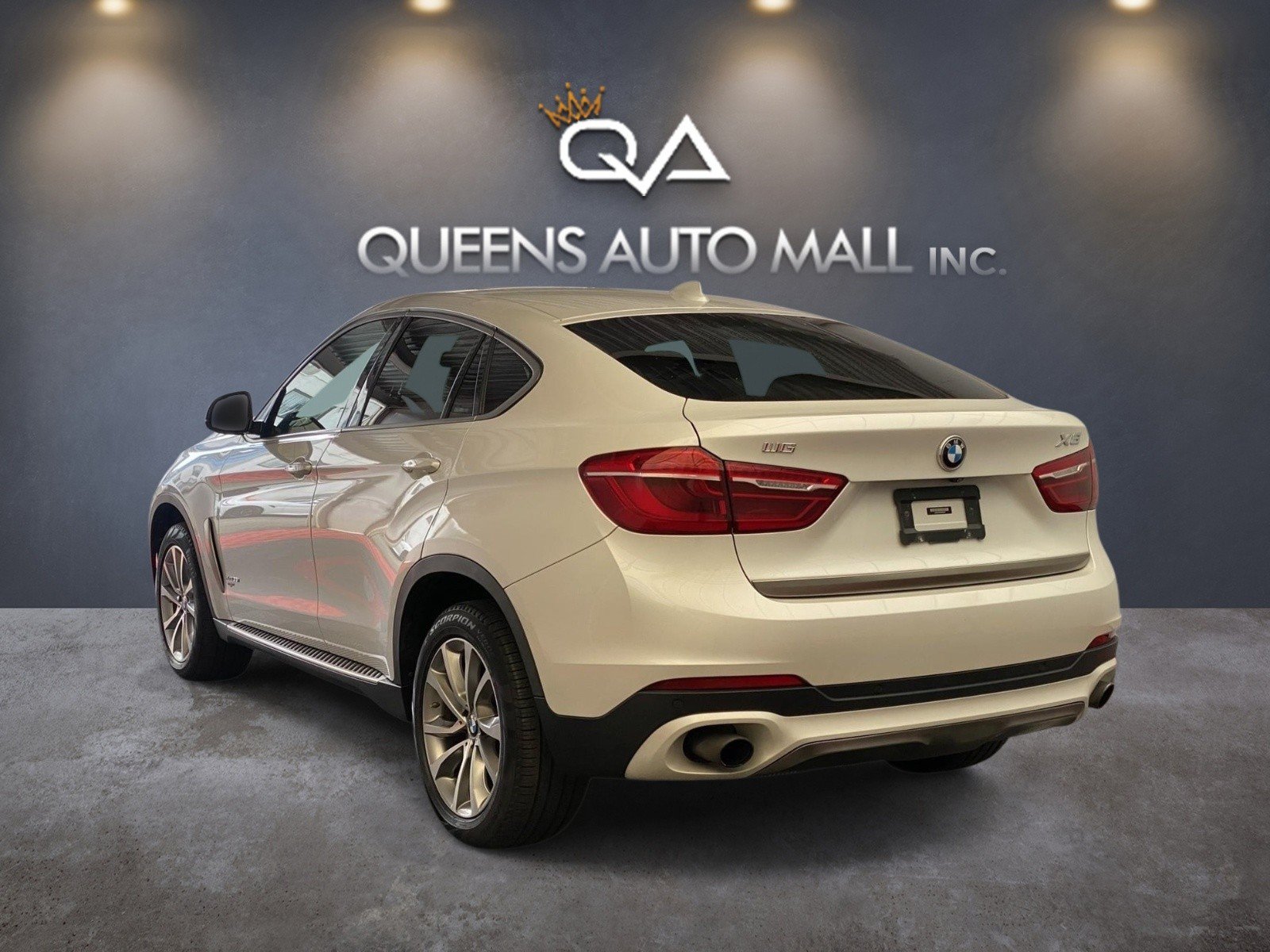 Used 2017 BMW X6 xDrive35i AWD/4WD image 4