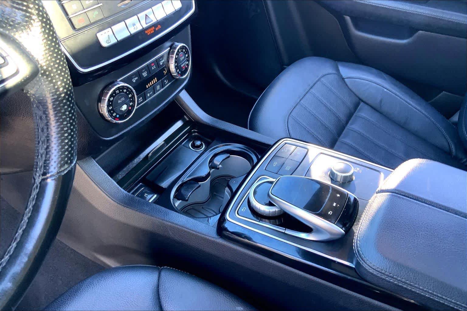 Used 2019 Mercedes-Benz GLS 450 4MATIC image 17