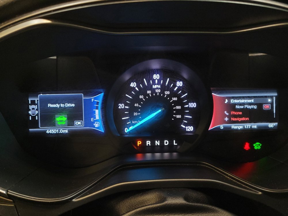 Used 2019 Ford Fusion SE FWD image 23