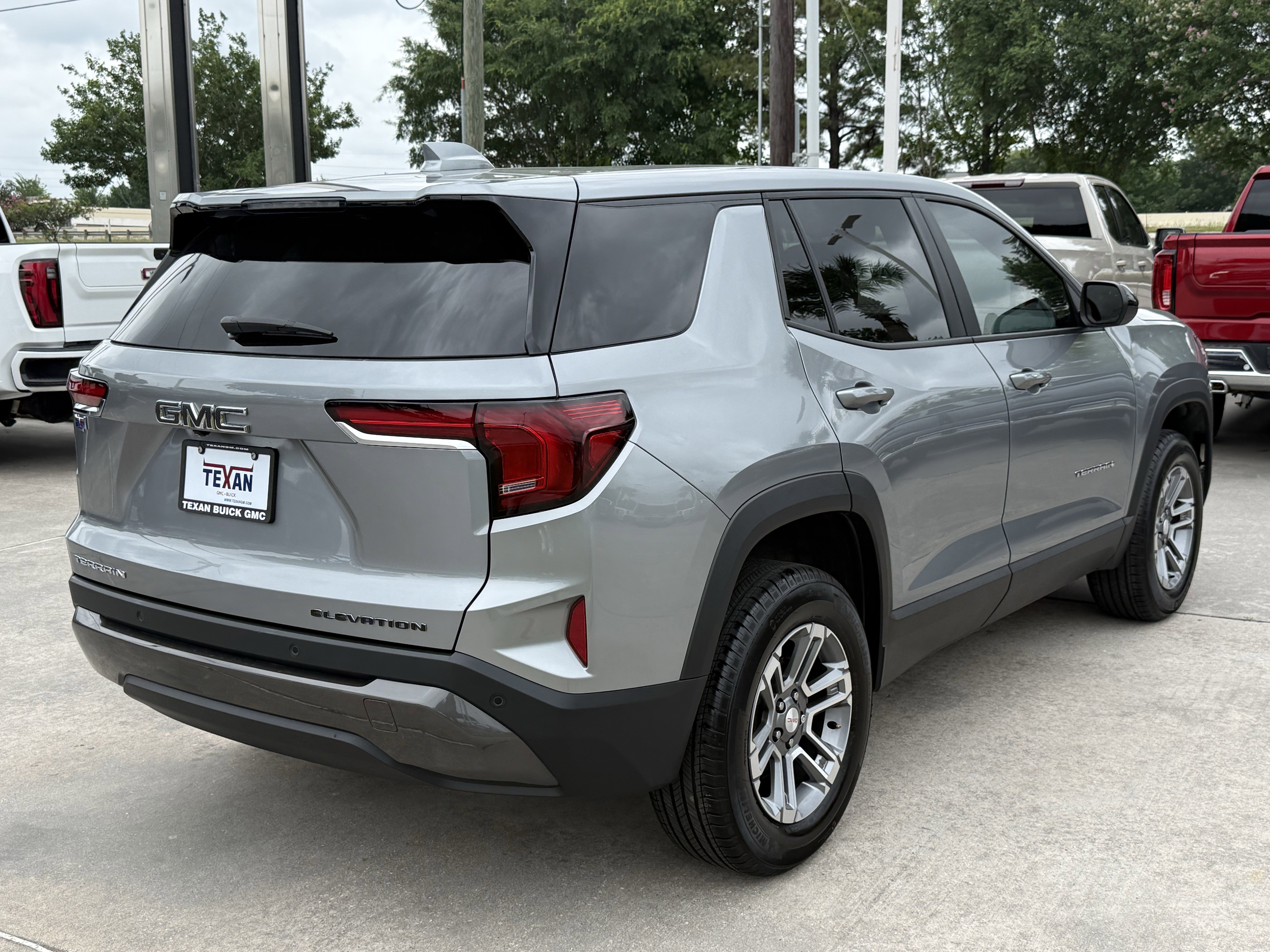 Used 2026 GMC Terrain Elevation FWD image 5