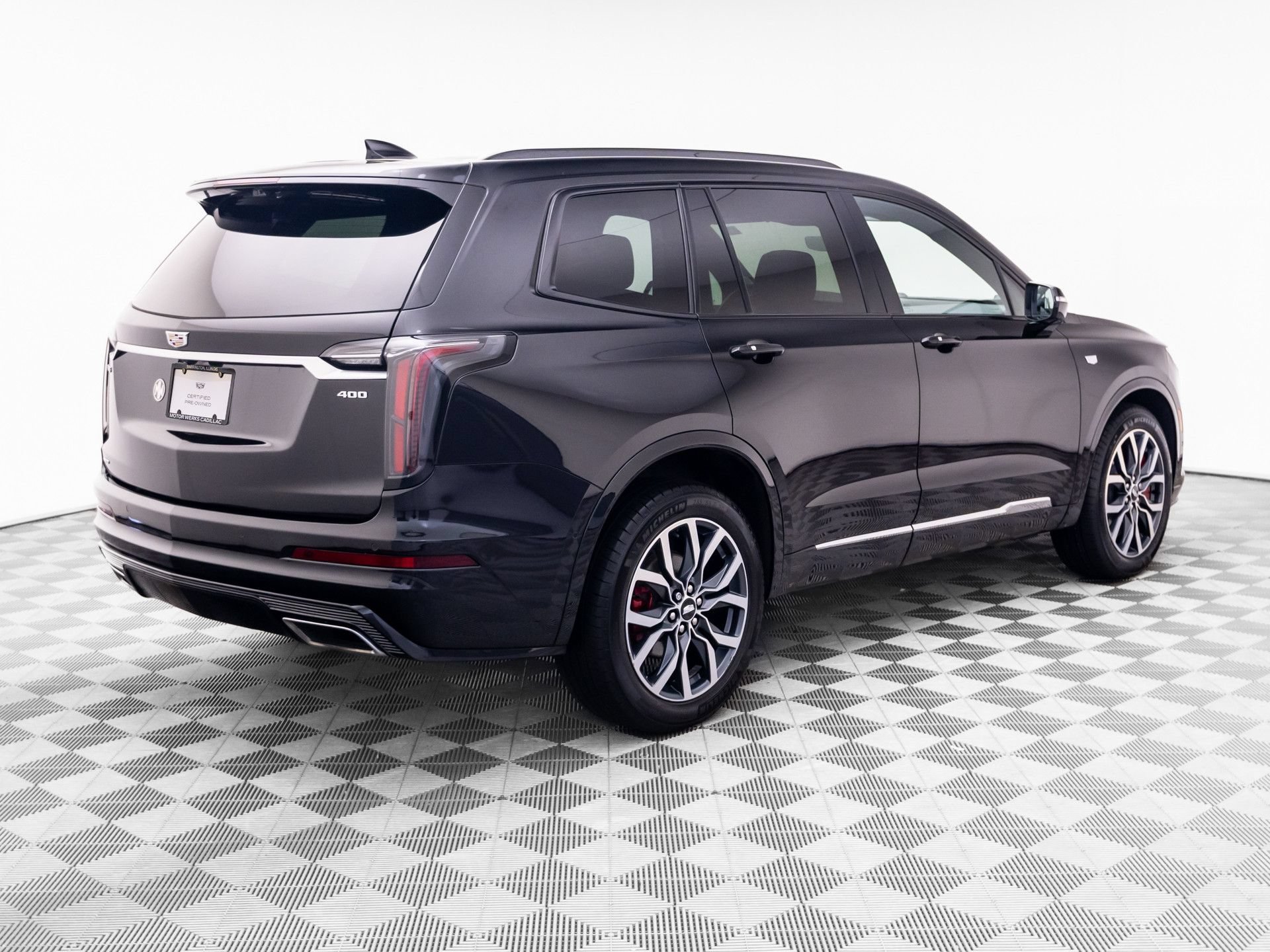 Certified 2024 Cadillac XT6 Sport w/ Technology Package AWD/4WD image 6