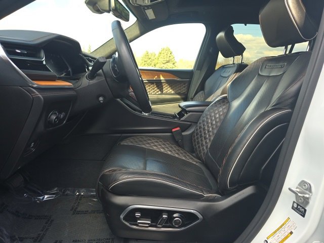 Used 2023 Jeep Grand Cherokee L Summit image 10