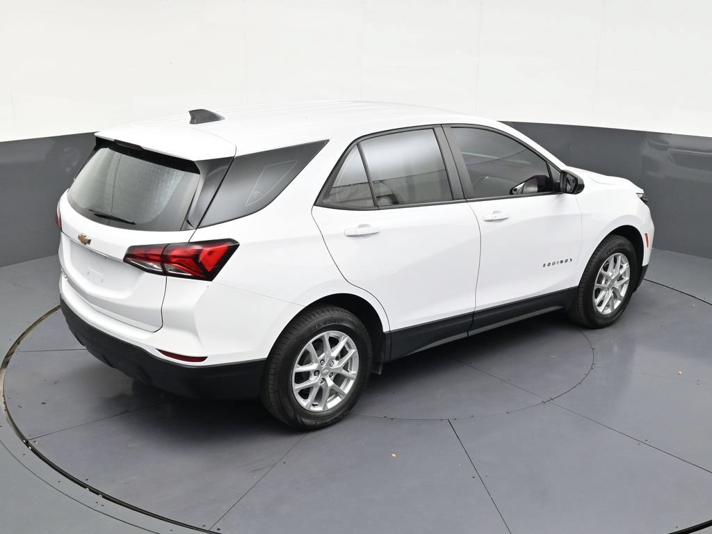Used 2024 Chevrolet Equinox LS FWD image 16