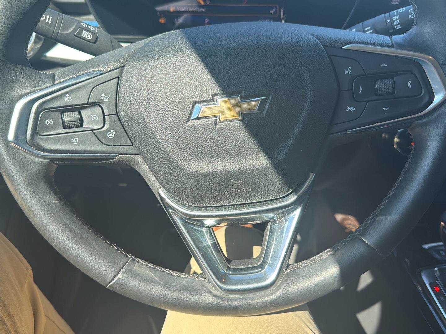 Used 2024 Chevrolet Trax LT w/ Driver Confidence Package FWD image 12