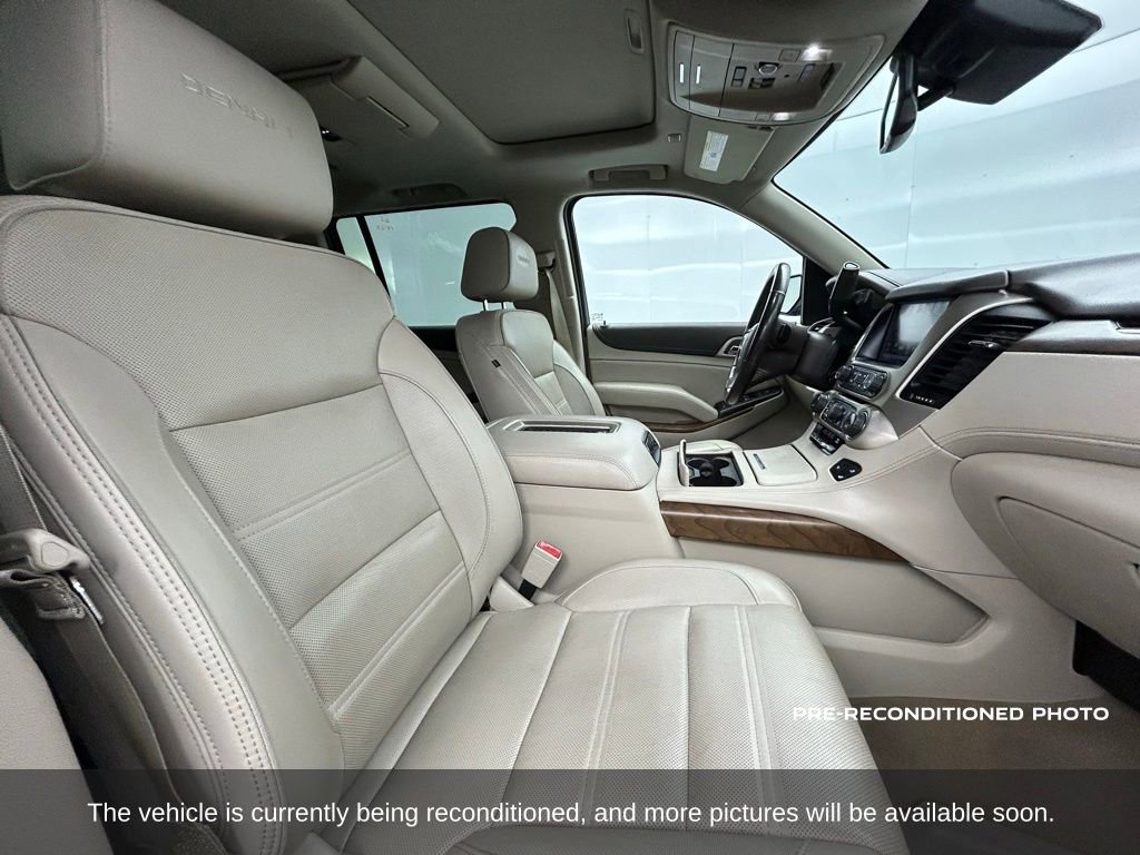 Used 2020 GMC Yukon XL Denali w/ Open Road Package image 17