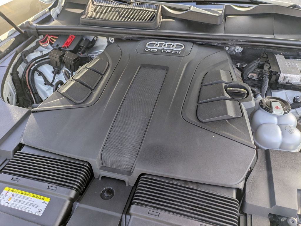 Used 2018 Audi Q7 3.0T Prestige image 34