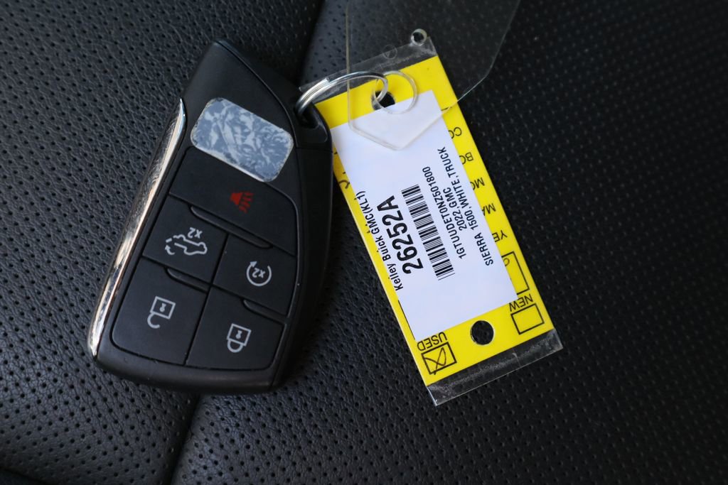 Used 2022 GMC Sierra 1500 SLT w/ SLT Premium Plus Package image 32