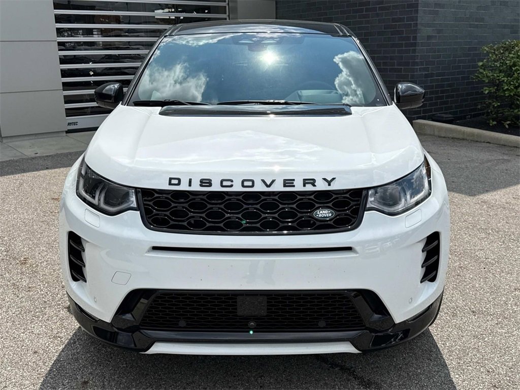 Certified 2024 Land Rover Discovery Sport Dynamic SE image 2