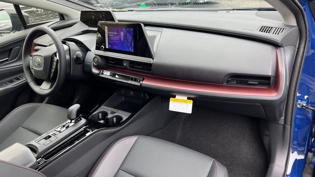 New 2026 Toyota Prius Plug-In Hybrid FWD image 24