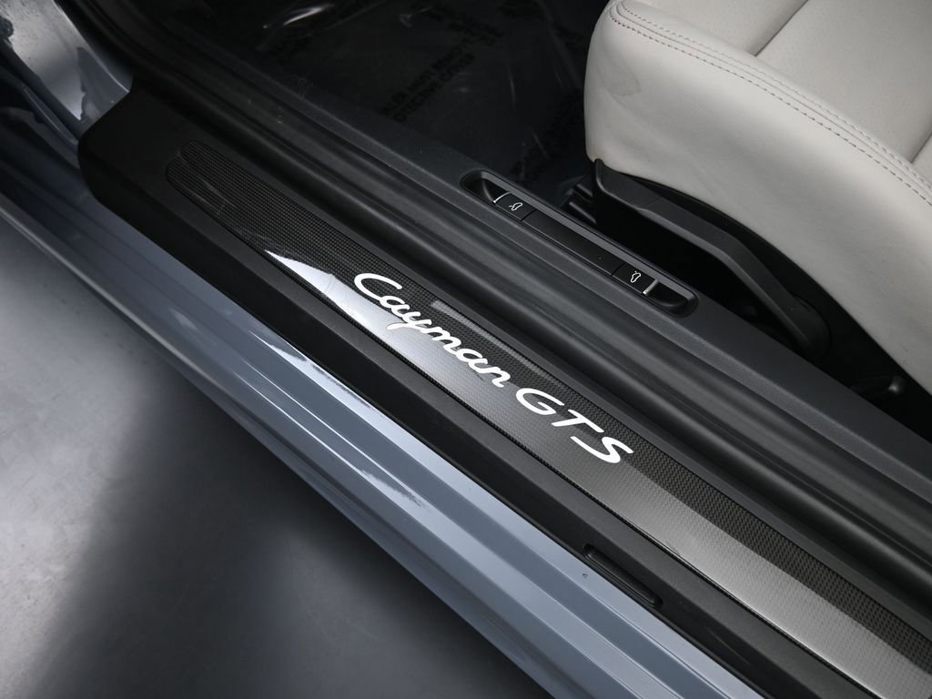 Certified 2025 Porsche 718 Cayman GTS image 27
