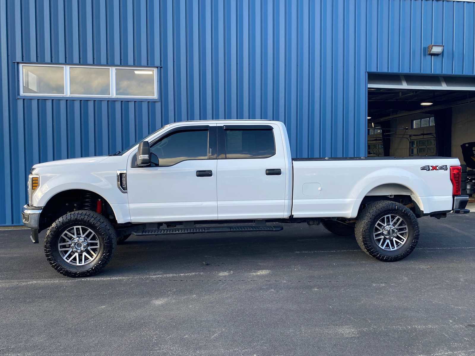 Used 2019 Ford F250 XLT AWD/4WD image 13