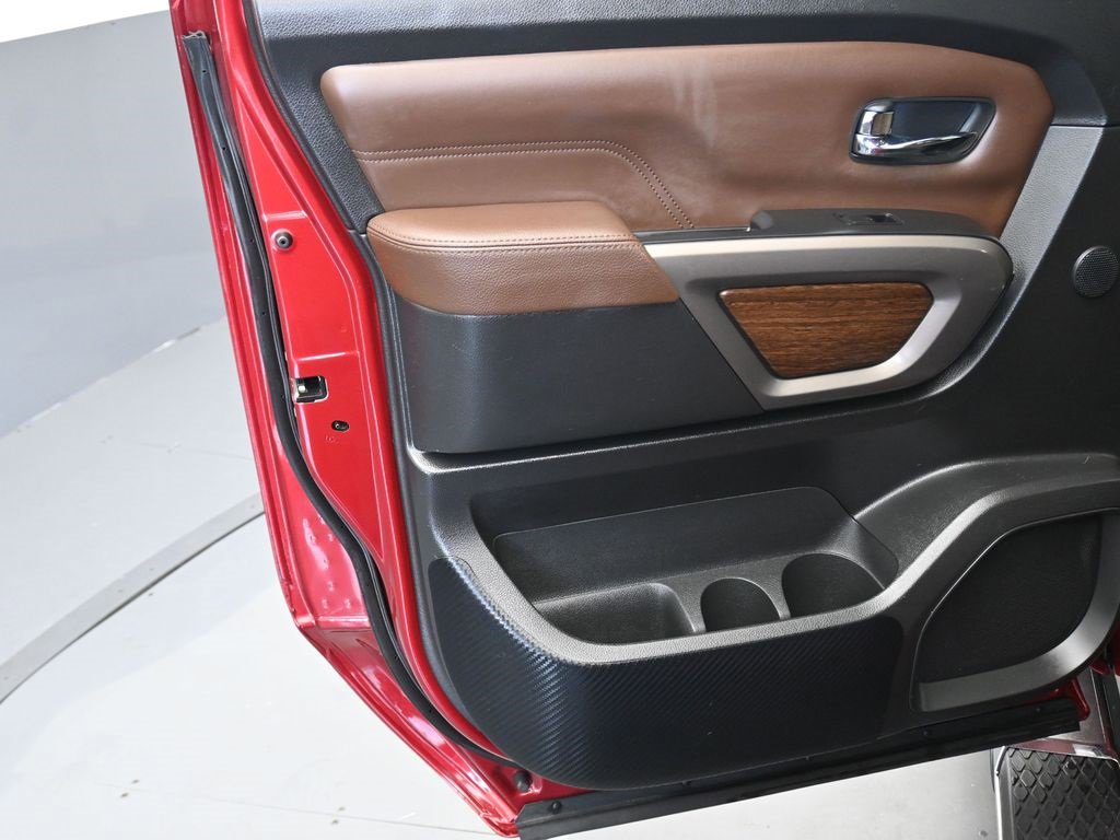Used 2021 Nissan Titan Platinum Reserve w/ Moonroof Package image 27