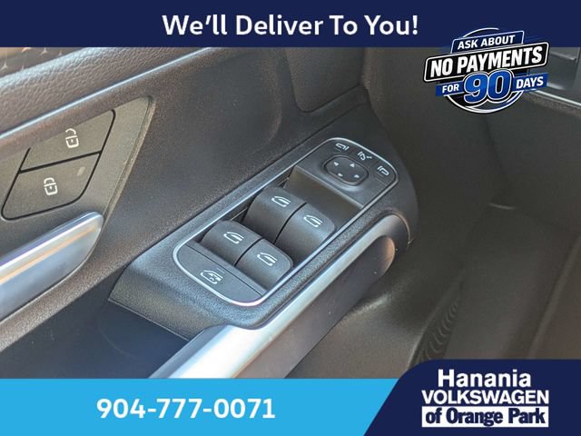 Used 2025 Mercedes-Benz GLB 250 image 24