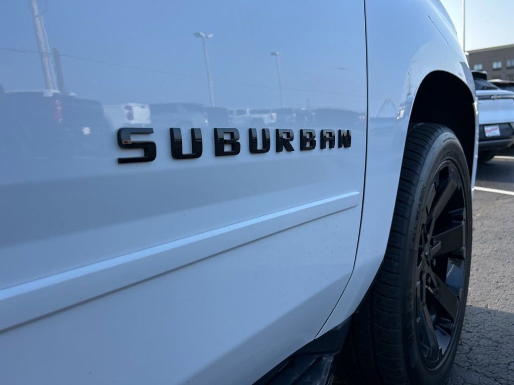 Used 2019 Chevrolet Suburban Premier image 12