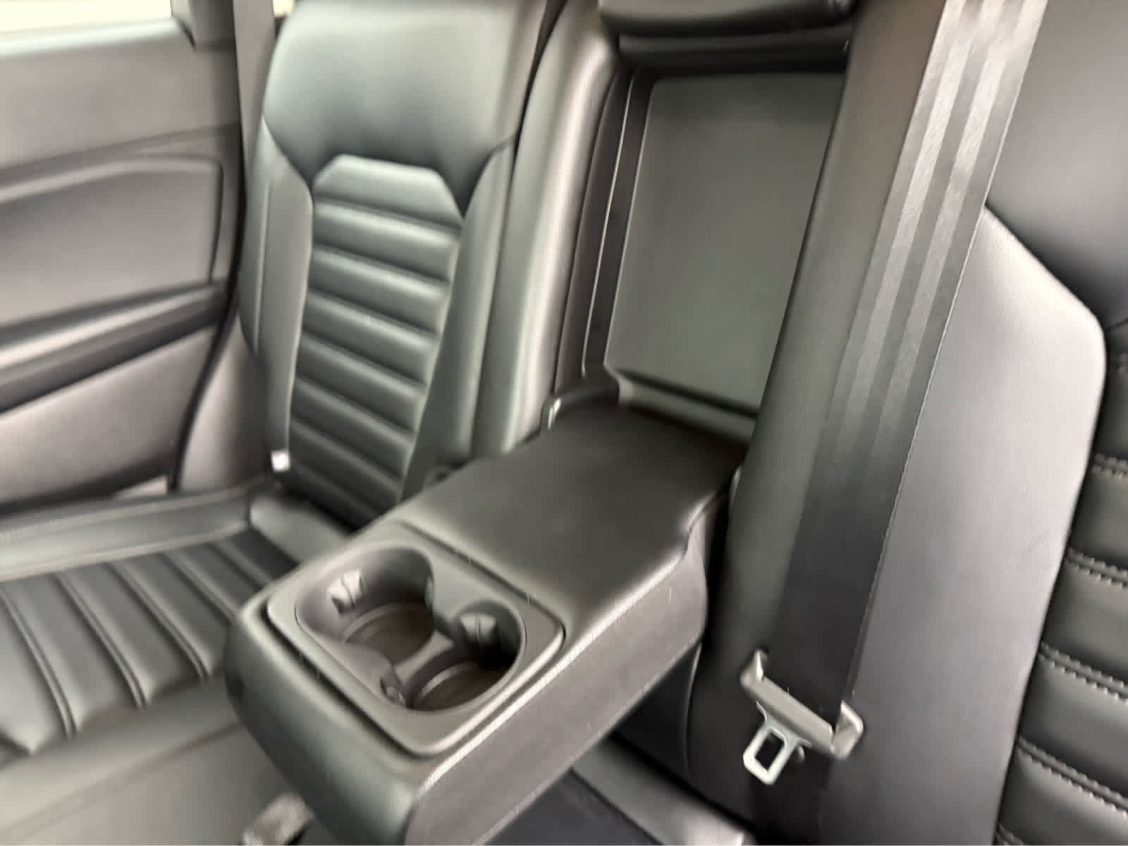 Used 2024 Ford Edge SEL image 17