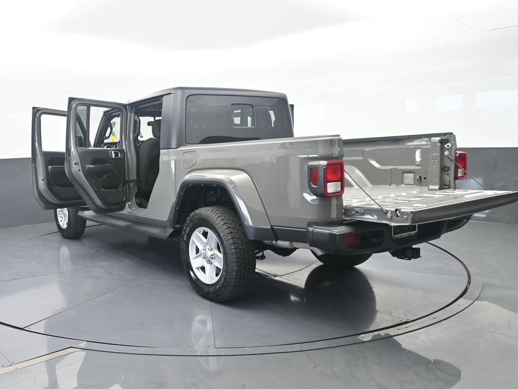 Used 2022 Jeep Gladiator Sport AWD/4WD image 70