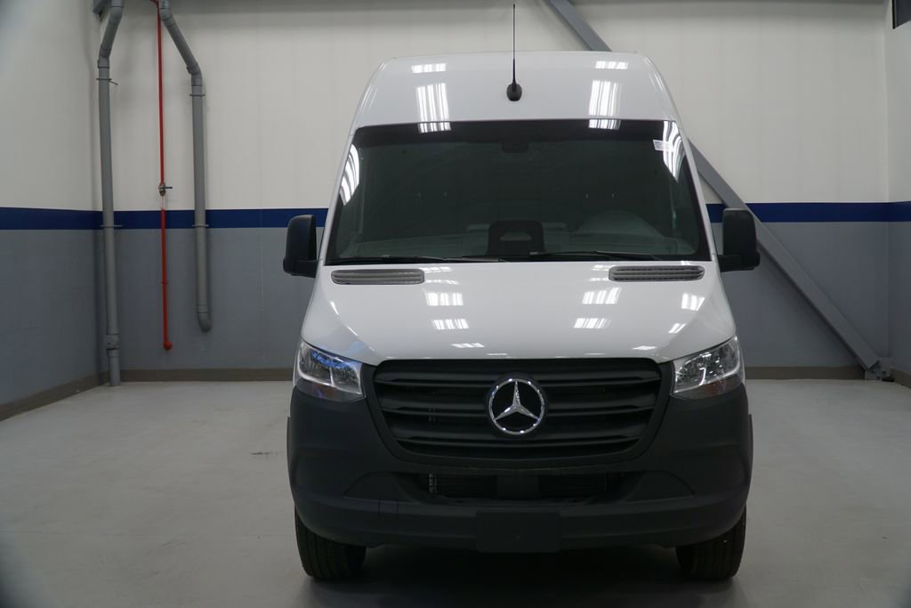 New 2025 Mercedes-Benz Sprinter 2500 image 2