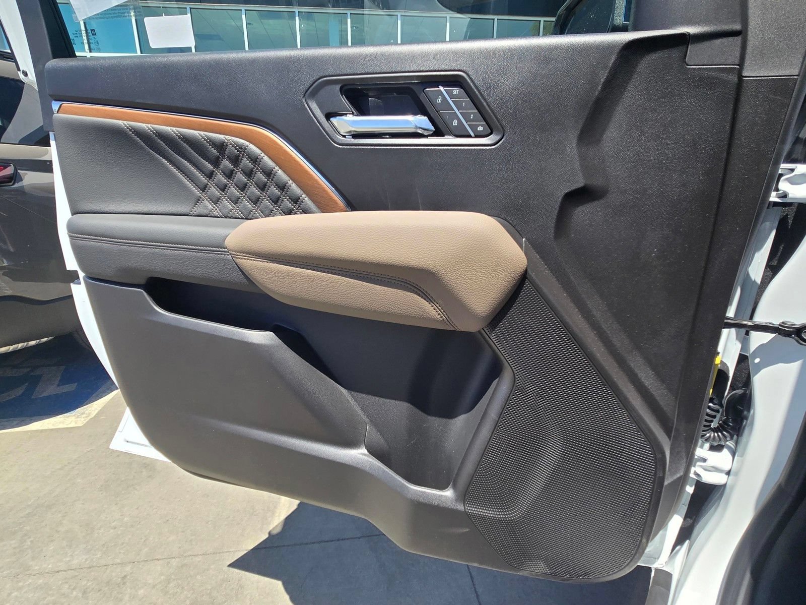 New 2026 GMC Canyon Denali AWD/4WD image 16